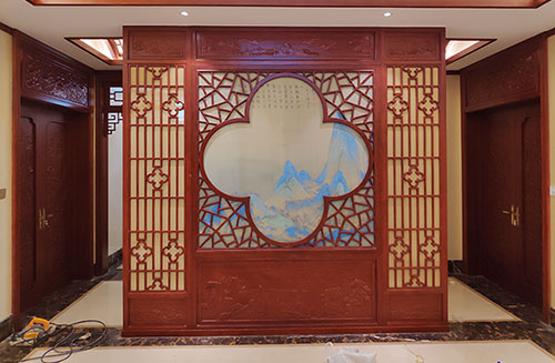 杨浦会所室内装修中式仿古实木屏风隔断展示